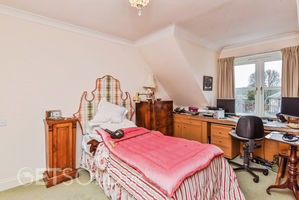 Photo 6- click for photo gallery